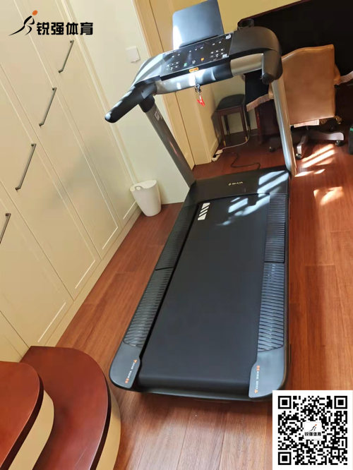 必一运动济南省体旗舰店客户-跑步机T6700-T3